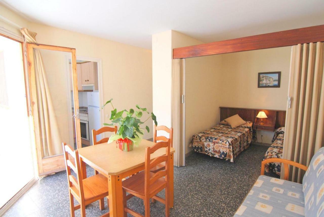 Aries Basic Apartment Salou Exterior photo